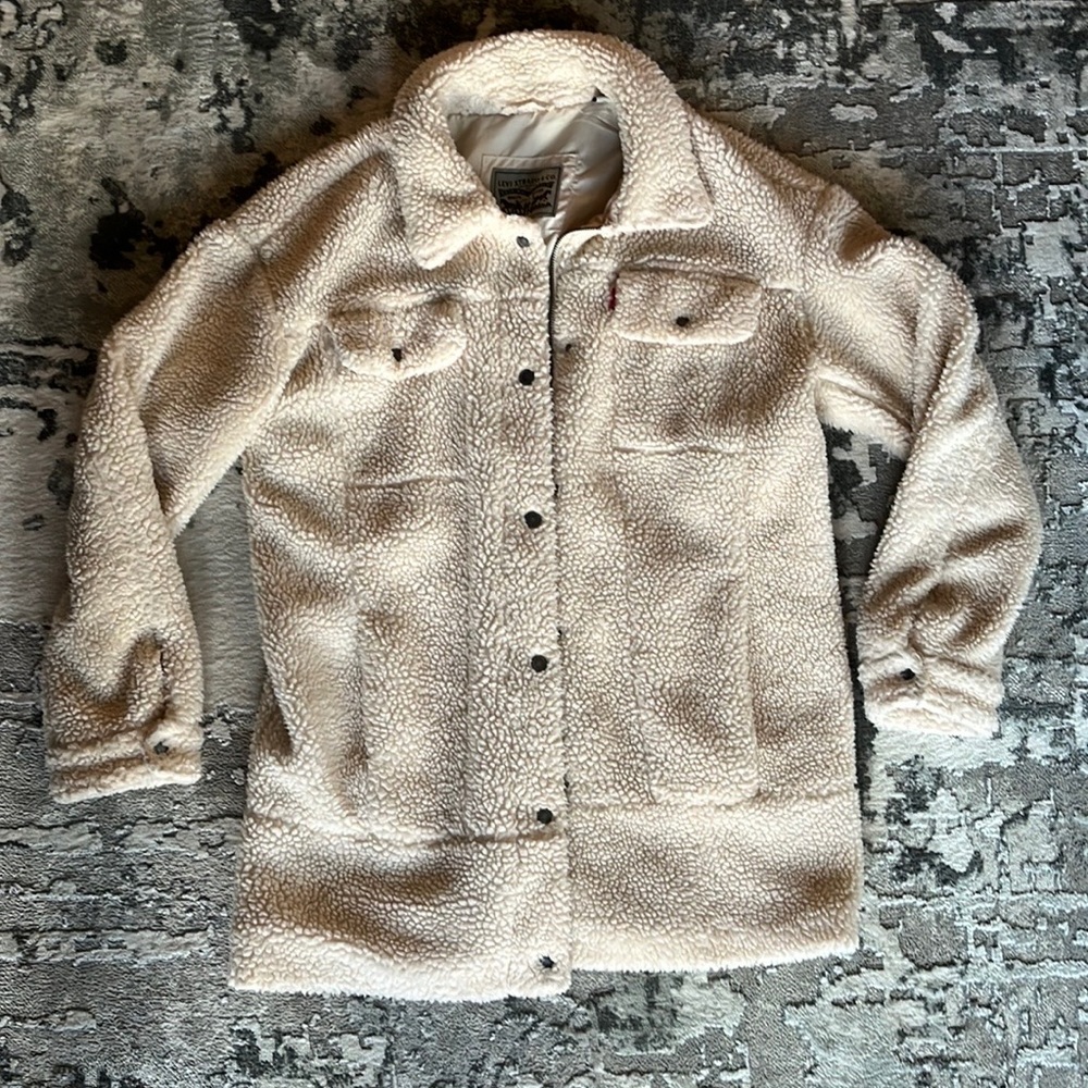 SUPER CUTE! Levi teddy jacket! Great condition!